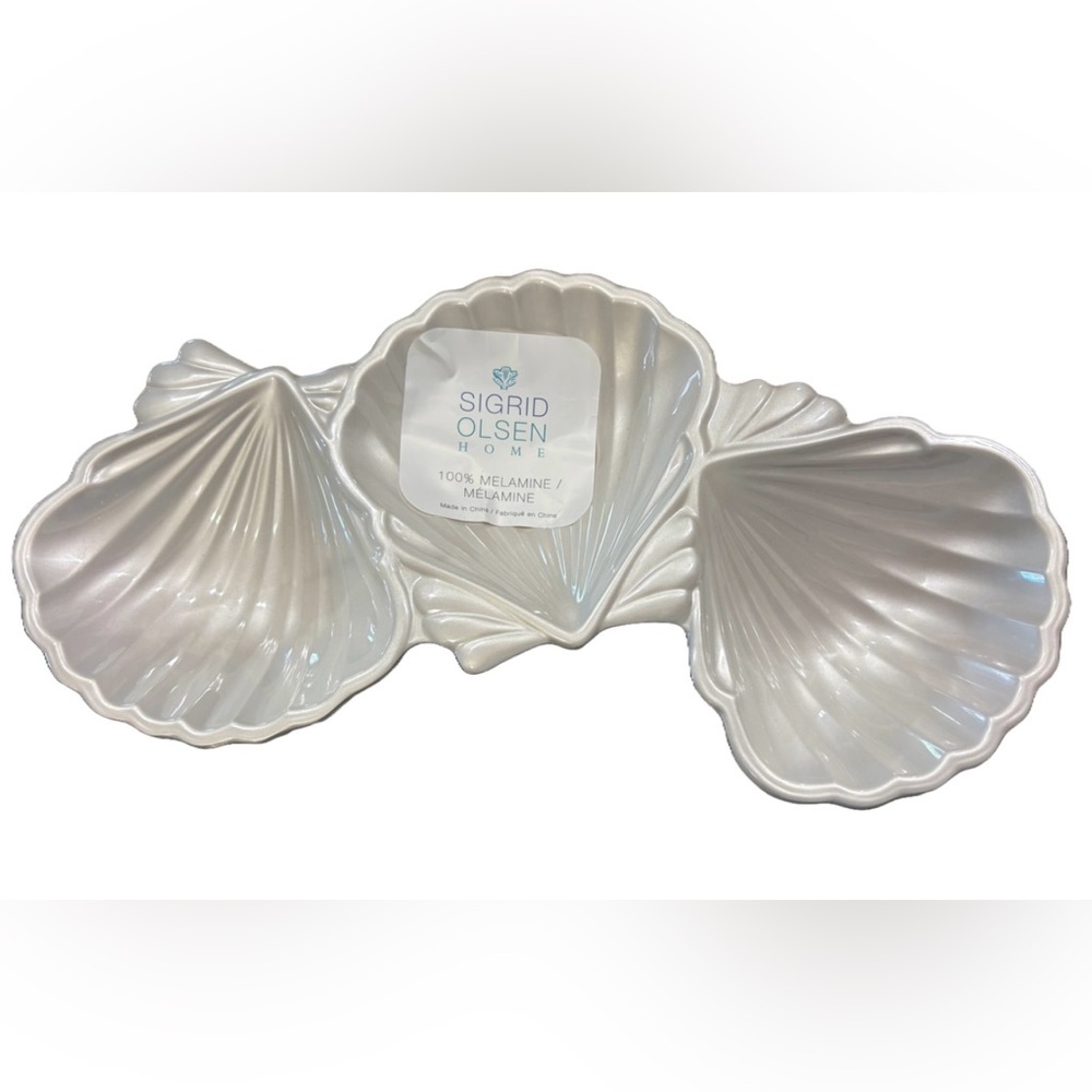 SIGRID OLSEN NWT melamine pearlized shell serving dish